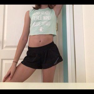 An inspiring teal cropped tank!